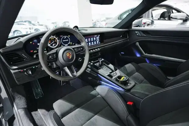 Porsche 911 4 GTS Coupe 3.0 24V (992)