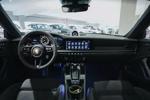 Porsche 911 4 GTS Coupe 3.0 24V (992)