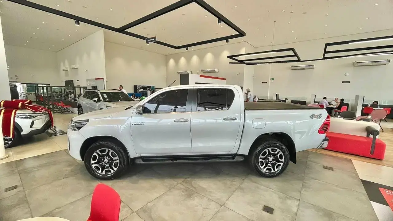 galeria HILUX SRX 4X4 2.8