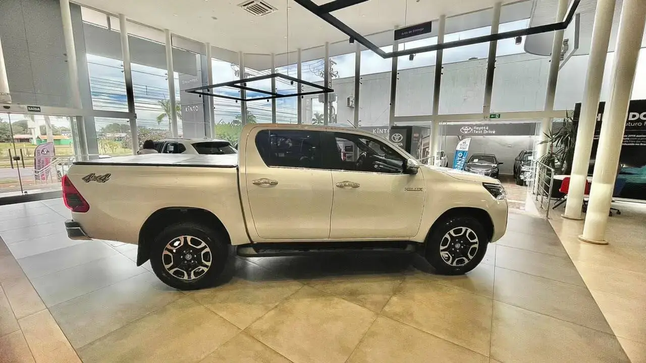 galeria HILUX SRX 4X4 2.8
