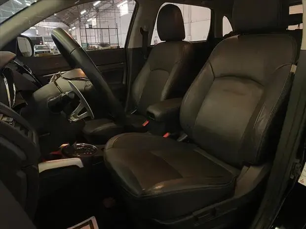 Mitsubishi OUTLANDER 2.0 MIVEC FLEX SPORT HPE AWD AUTOMÁTICO