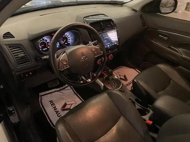 Mitsubishi OUTLANDER SPORT 2.0 MIVEC FLEX HPE AUTOMÁTICO