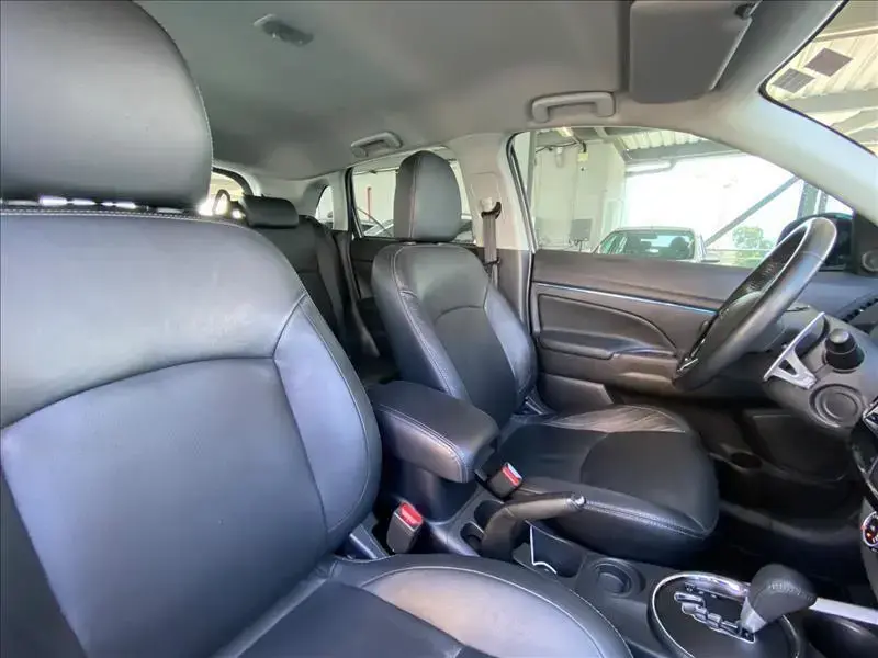 galeria OUTLANDER SPORT