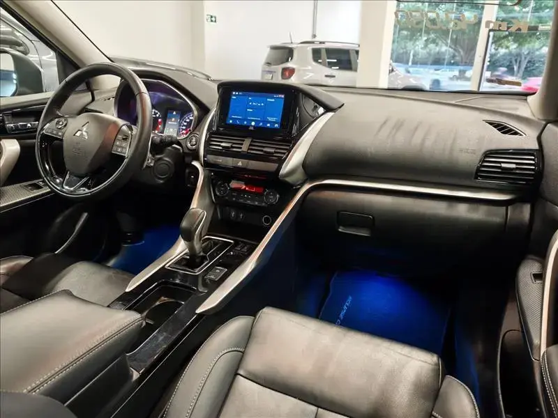 galeria ECLIPSE CROSS