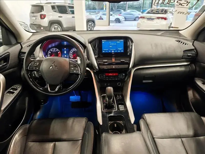 galeria ECLIPSE CROSS