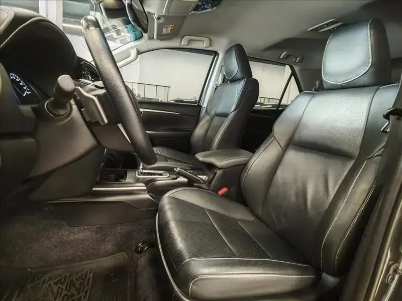 galeria HILUX SW4