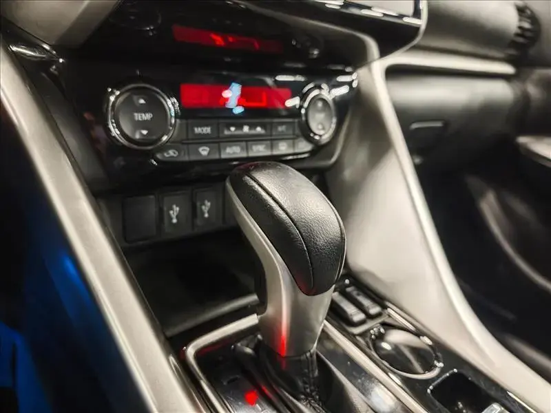 galeria ECLIPSE CROSS