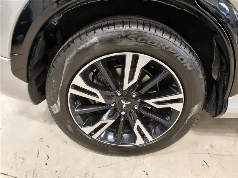 galeria ECLIPSE CROSS
