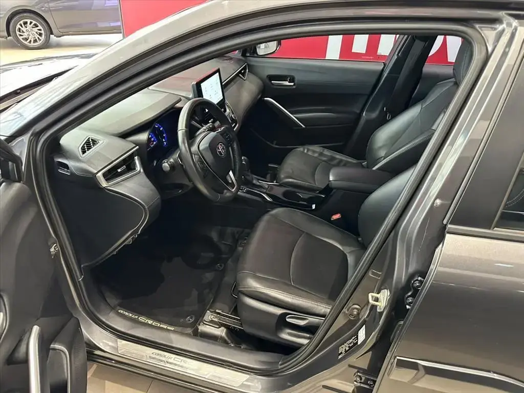 galeria COROLLA CROSS
