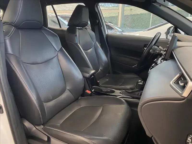 galeria COROLLA CROSS