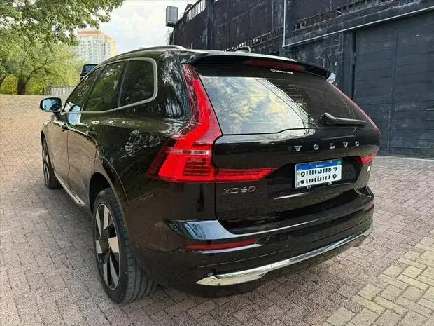 Volvo XC60 2.0 T8 RECHARGE ULTIMATE AWD GEARTRONIC
