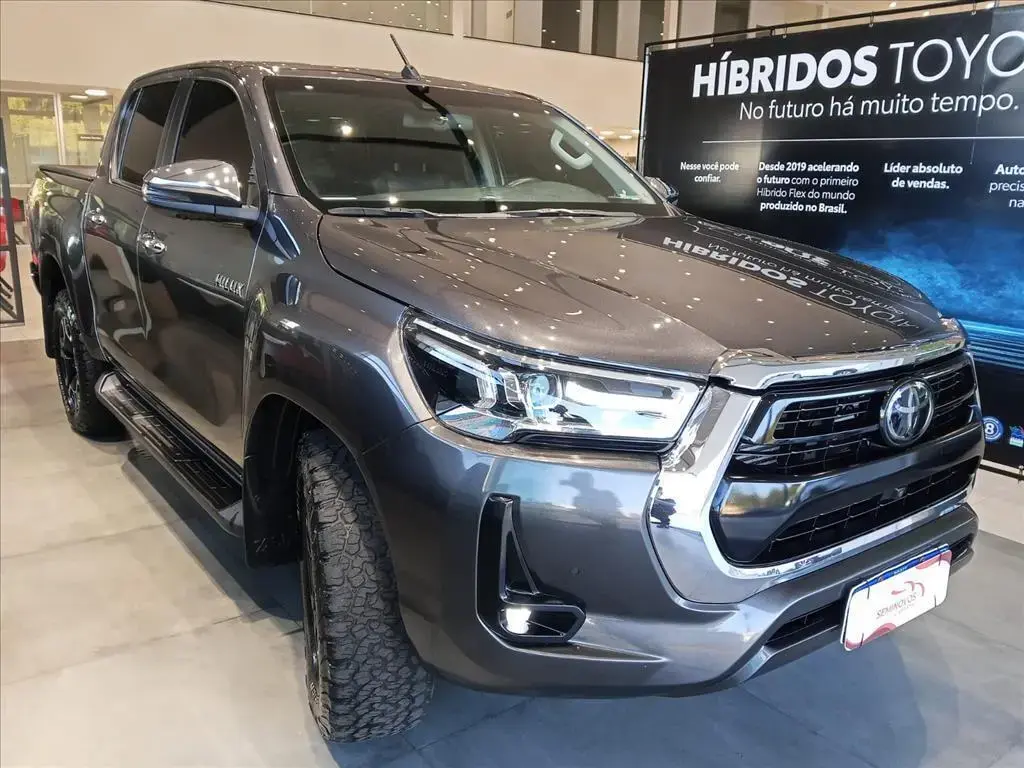galeria HILUX