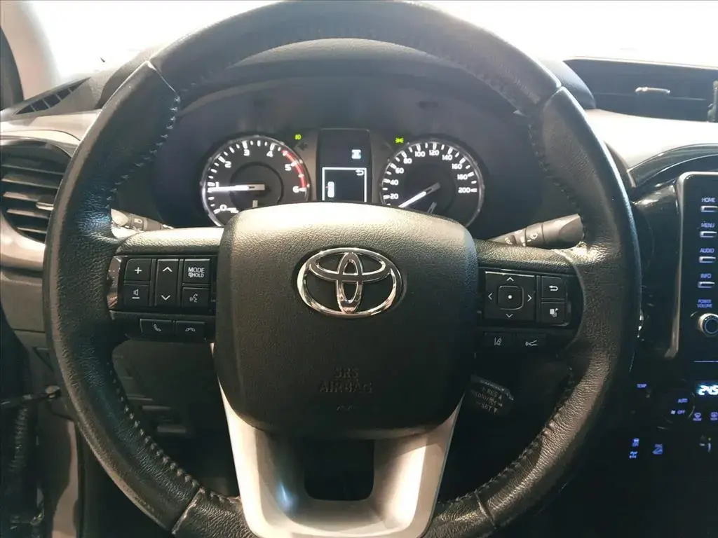 galeria HILUX