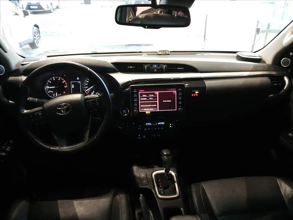 galeria HILUX