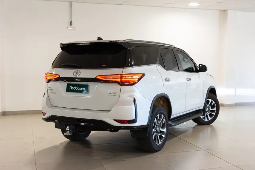 galeria HILUX SW4