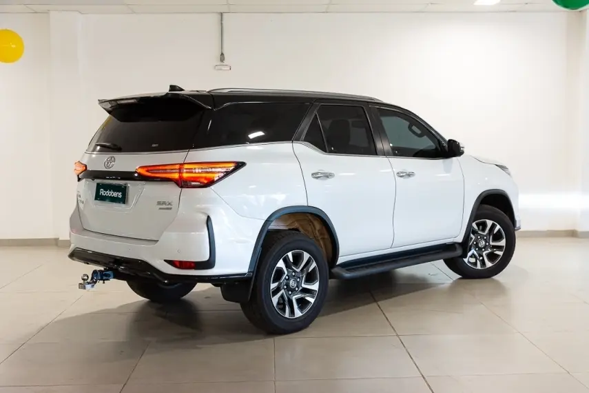 galeria HILUX SW4