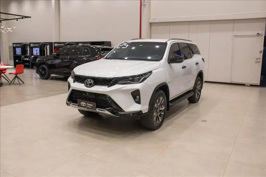 galeria HILUX SW4
