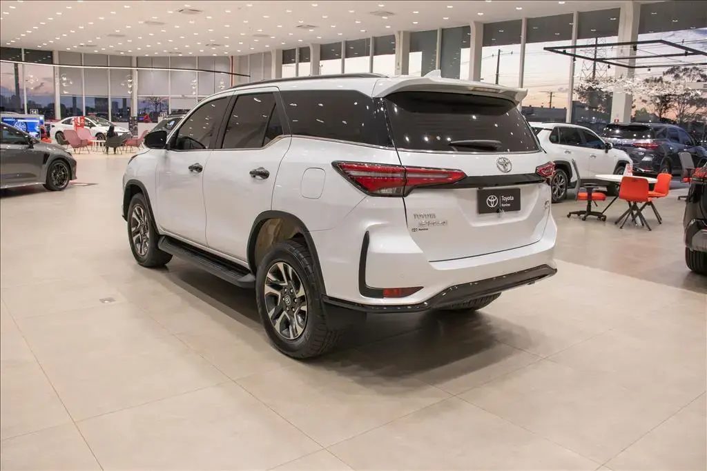 galeria HILUX SW4