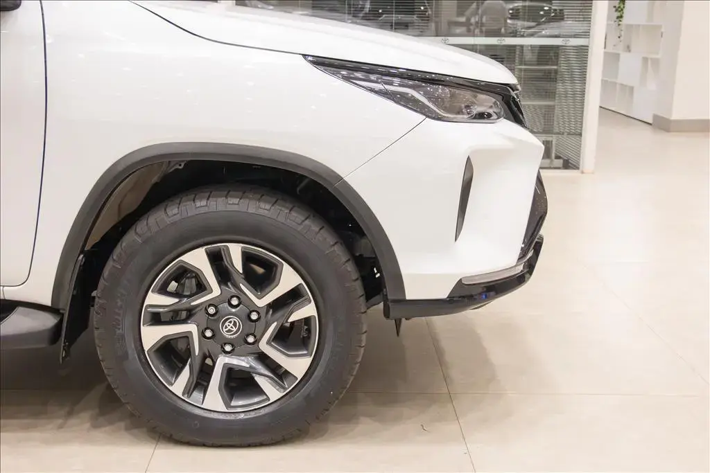 galeria HILUX SW4
