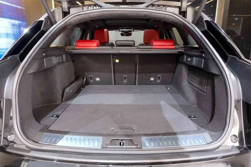 galeria RANGE ROVER VELAR