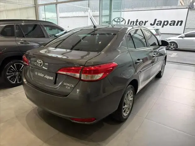 Toyota YARIS 1.5 16V FLEX SEDAN XS MULTIDRIVE