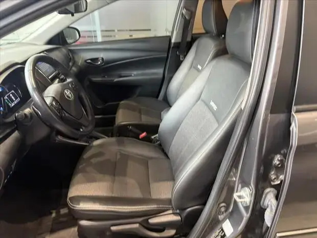 Toyota YARIS 1.5 16V FLEX SEDAN XS MULTIDRIVE