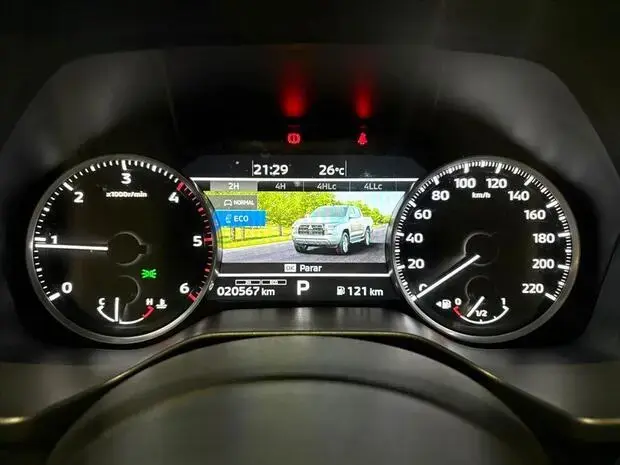 Mitsubishi TRITON 2.4 BITURBO DIESEL CD HPE-S 4X4 AUTOMÁTICO