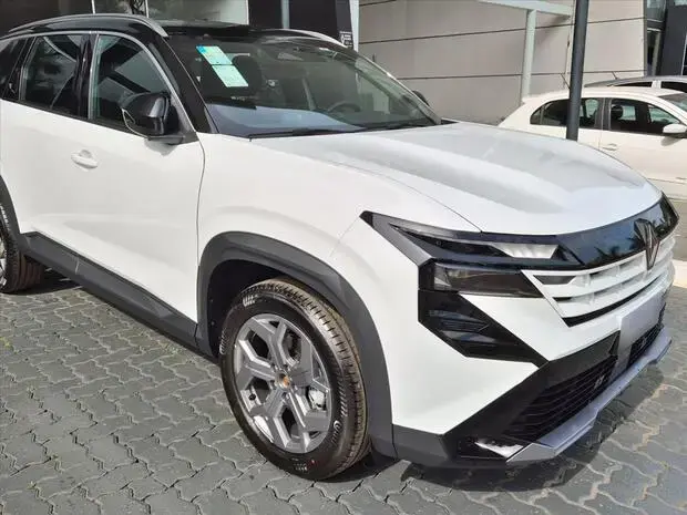 Renault BOREAL 1.3 TCE FLEX EVOLUTION EDC