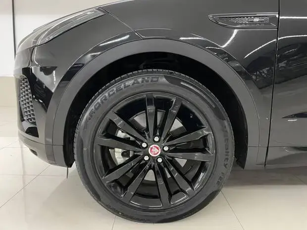 Jaguar E-Pace 2.0 P250 R-Dynamic S 4WD