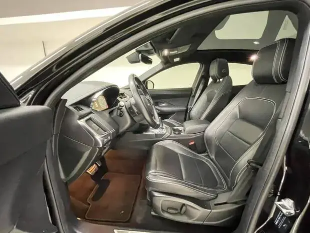 Jaguar E-Pace 2.0 P250 R-Dynamic S 4WD