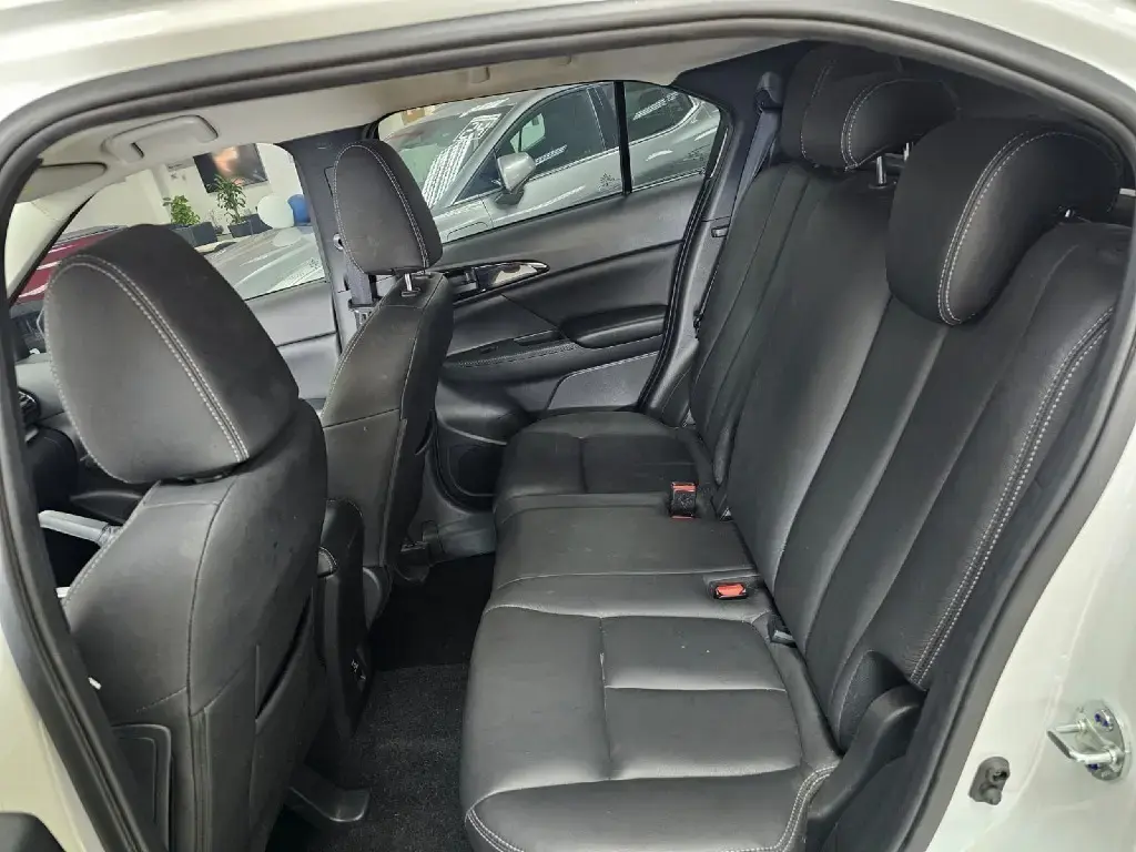 galeria ECLIPSE CROSS