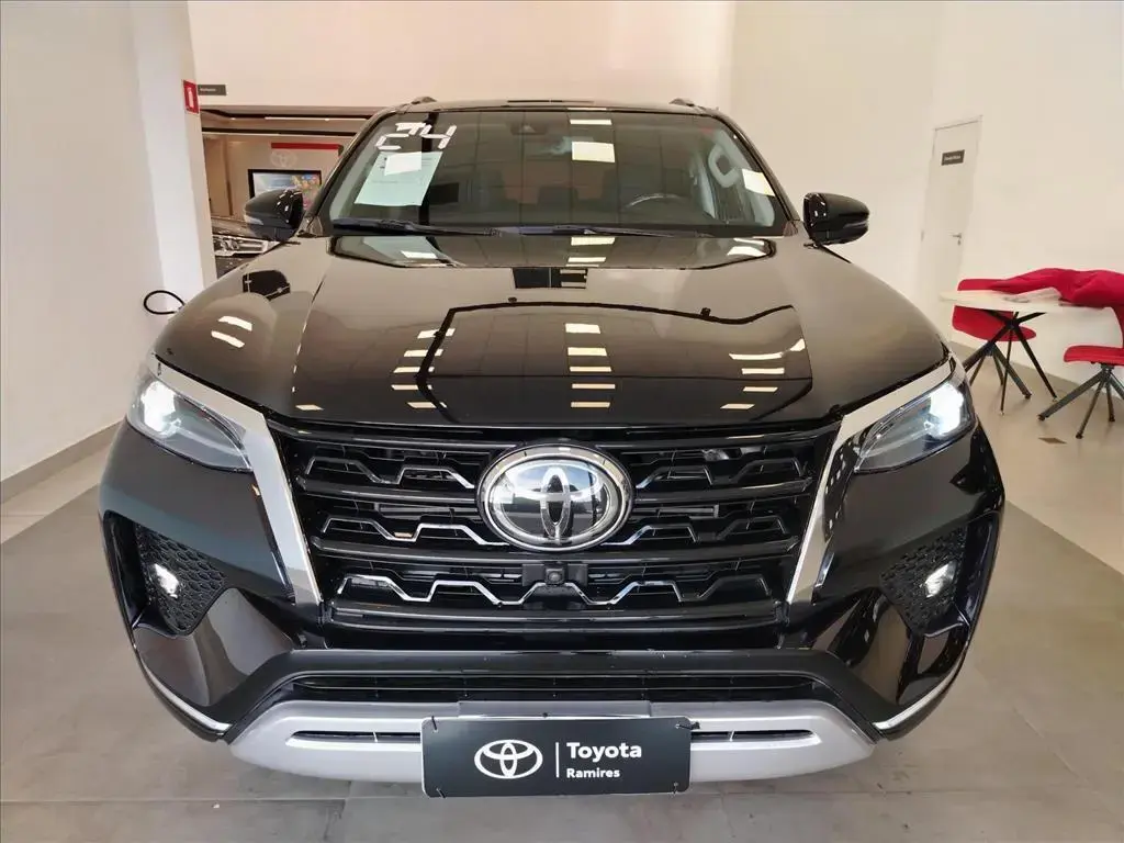 galeria HILUX SW4