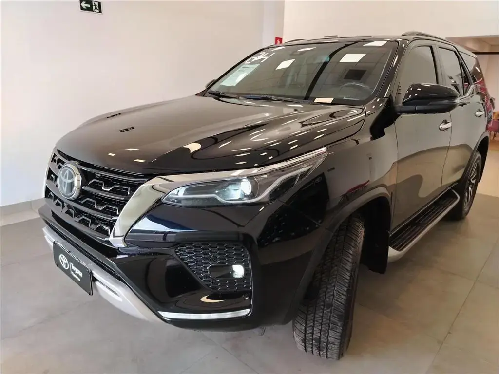 galeria HILUX SW4