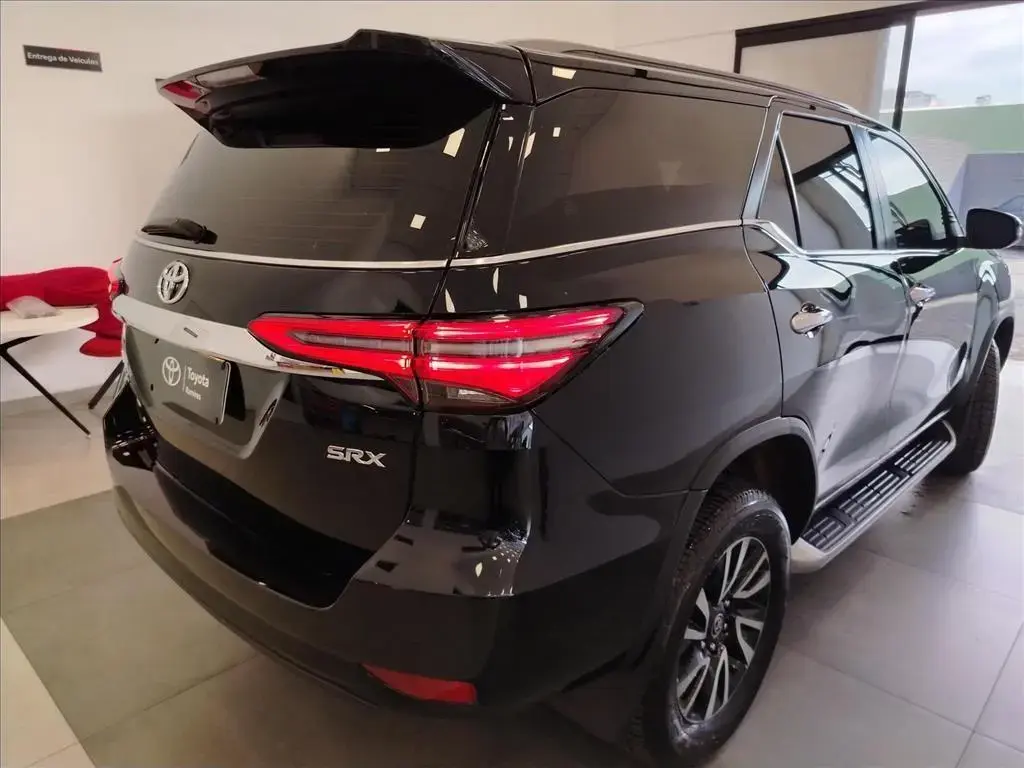 galeria HILUX SW4