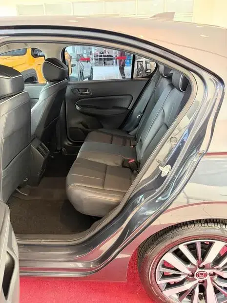 Honda CITY HATCH TOURING 1.5 16V CITY HATCH TOURING 1.5 16V