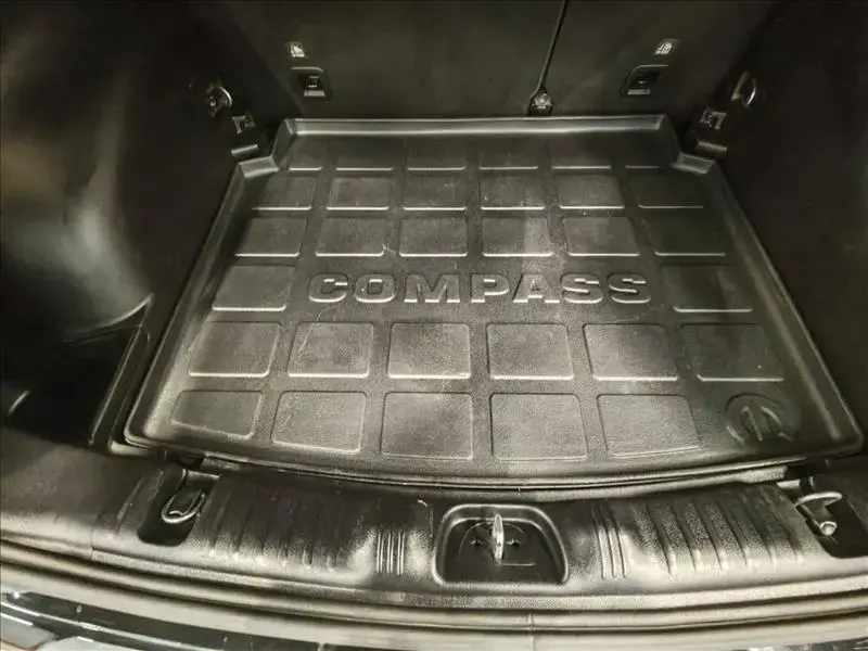 galeria COMPASS