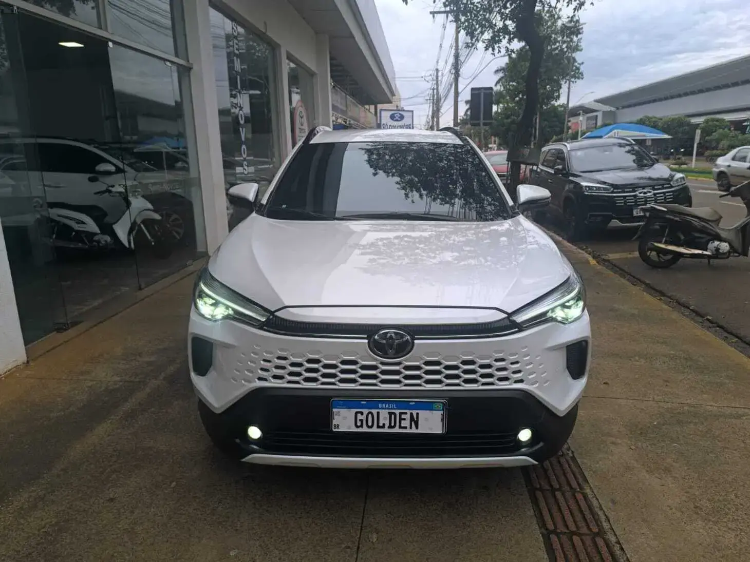 galeria COROLLA CROSS