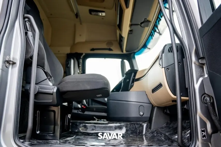galeria Actros 2548