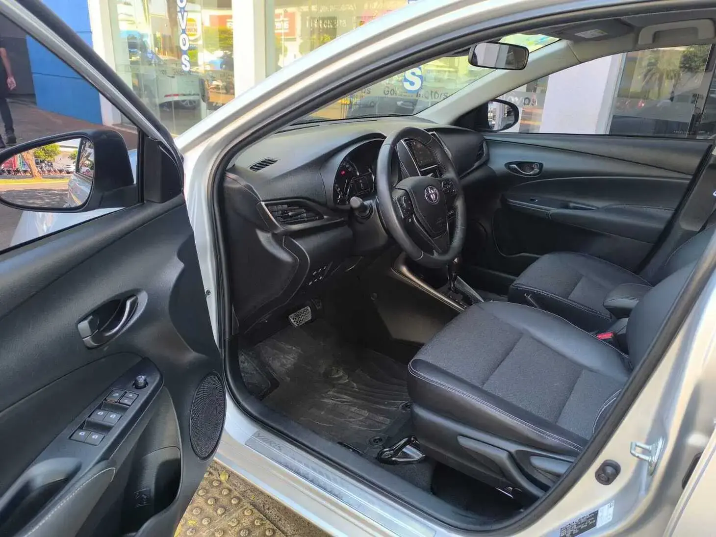 galeria YARIS
