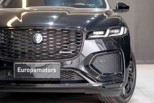 Jaguar F-PACE 2.0 P400e PHEV R-DYNAMIC SE AWD AUTOMÁTICO