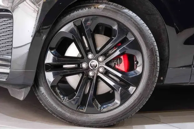 Jaguar F-PACE 2.0 P400e PHEV R-DYNAMIC SE AWD AUTOMÁTICO