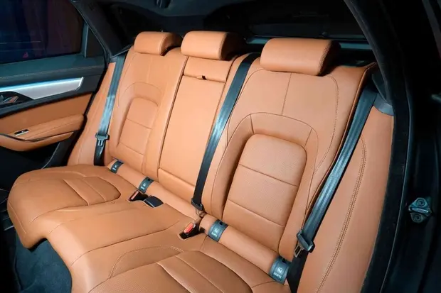 Jaguar F-PACE 2.0 P400e PHEV R-DYNAMIC SE AWD AUTOMÁTICO