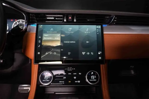 Jaguar F-PACE 2.0 P400e PHEV R-DYNAMIC SE AWD AUTOMÁTICO