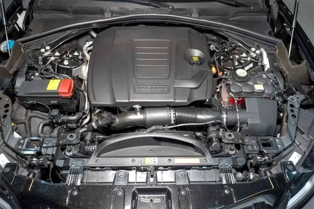 Jaguar F-PACE 2.0 P400e PHEV R-DYNAMIC SE AWD AUTOMÁTICO