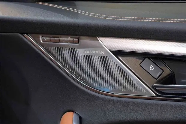 Jaguar F-PACE 2.0 P400e PHEV R-DYNAMIC SE AWD AUTOMÁTICO