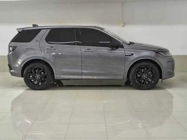 Land Rover Discovery Sport R-Dynamic SE 2.0 Turbo (Aut.)