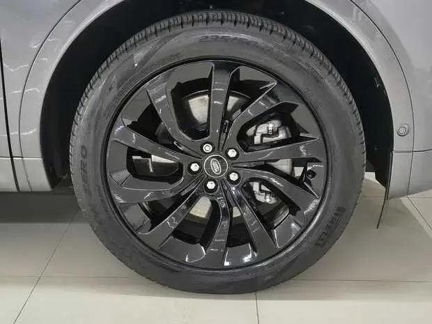 Land Rover Discovery Sport R-Dynamic SE 2.0 Turbo (Aut.)