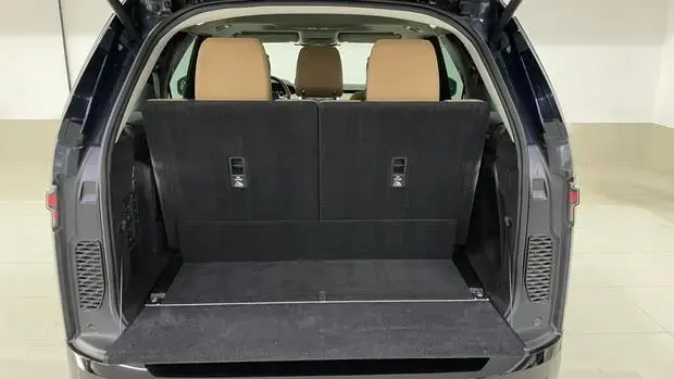 Land Rover Discovery D350 3.0 MHEV Metropolitan