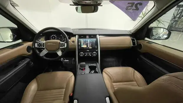 Land Rover Discovery D350 3.0 MHEV Metropolitan