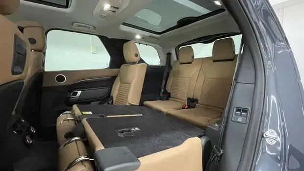 Land Rover Discovery D350 3.0 MHEV Metropolitan